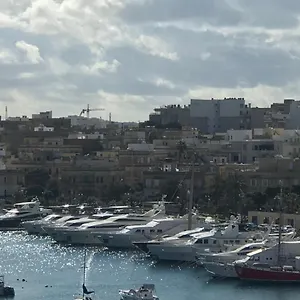 Sir William Strand Apartment Gzira